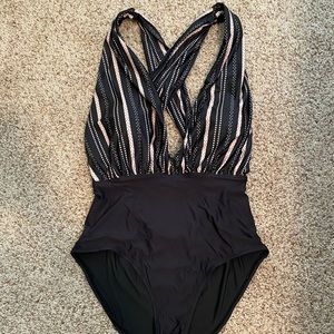Anthropologie one piece Zinnia swimsuit large